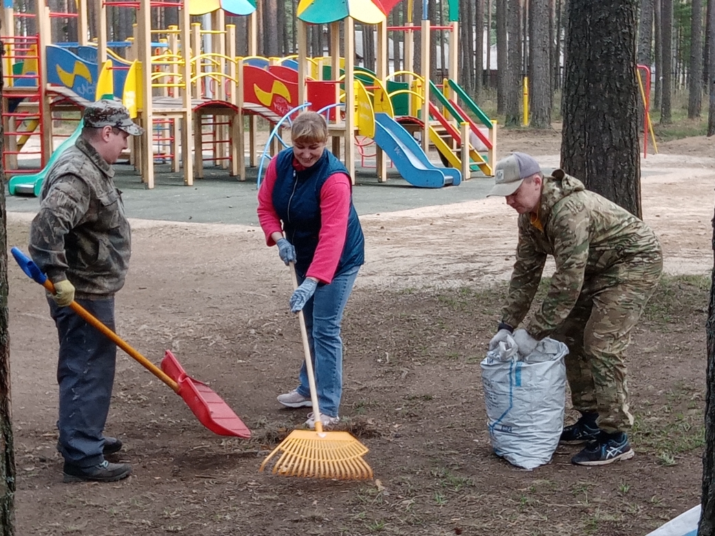 Субботник Центральный парк.