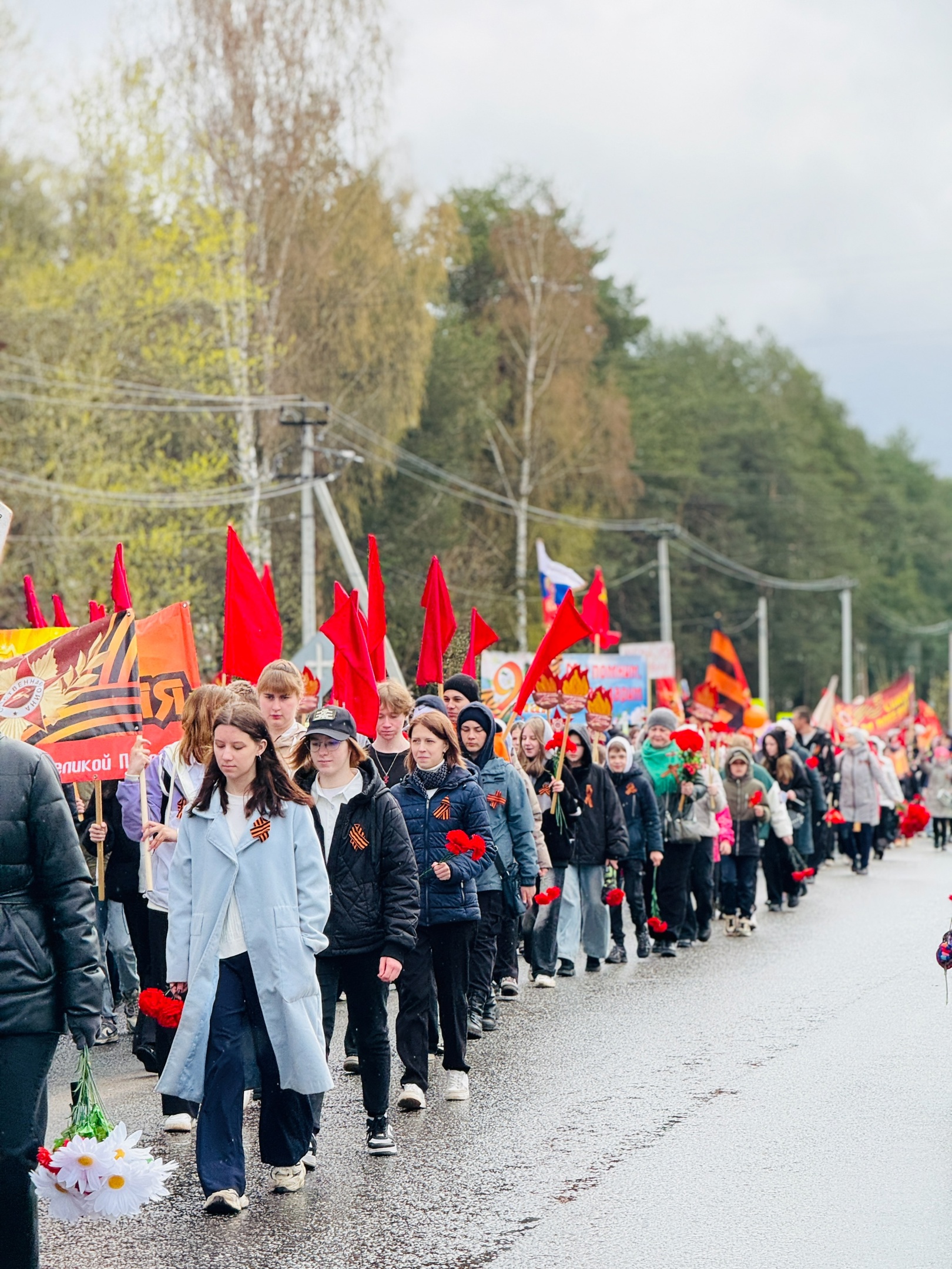 В п. Хвойная прошли торжественные мероприятия, посвящённые 9 мая.